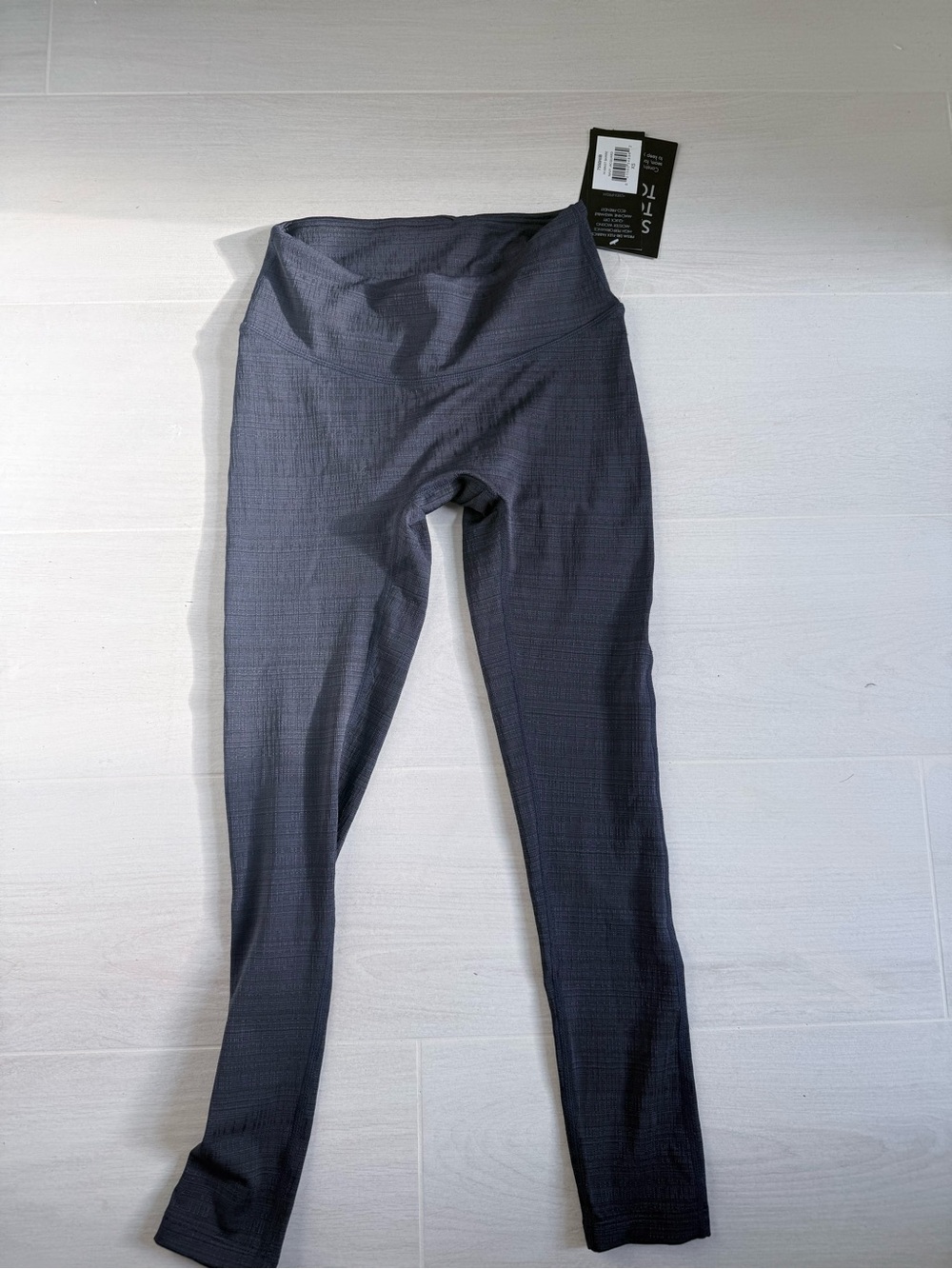 Prism Sport High-Waist Navy and Black Textured Leggings